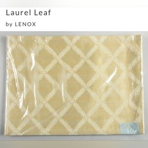 NWT Set Of 4 Cream Patterned Elegant Lenox Laurel Leaf Placemats
